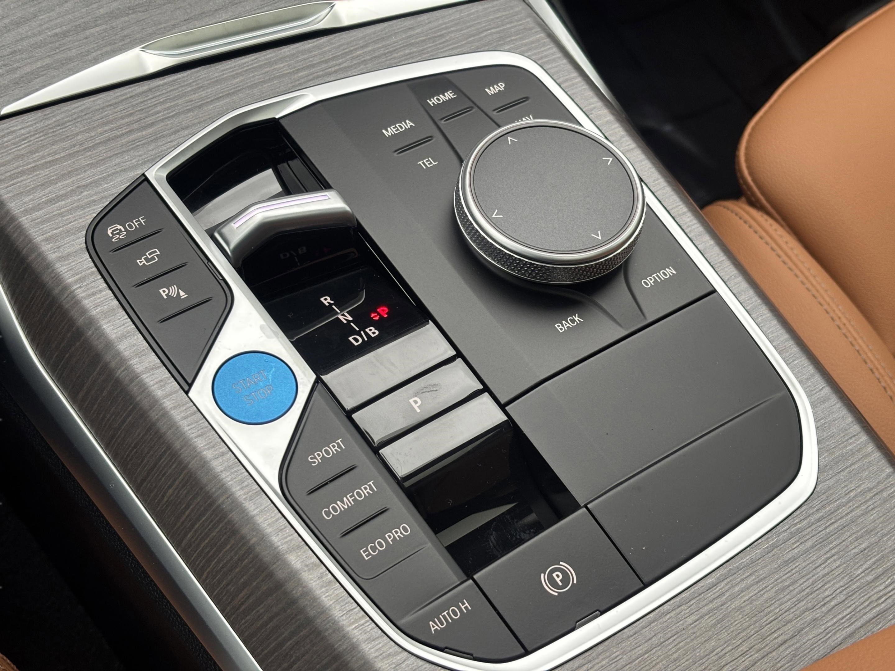 Used 2026 BMW i4 eDrive40 w/ Parking Assistance Package image 14