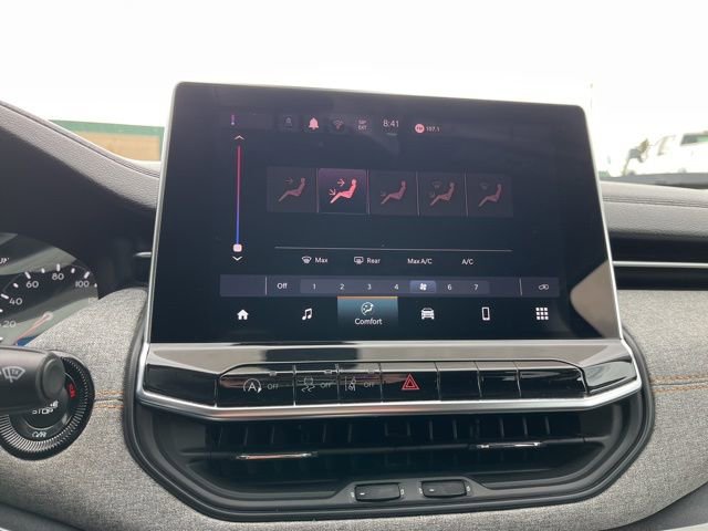 Used 2022 Jeep Compass Sport image 45