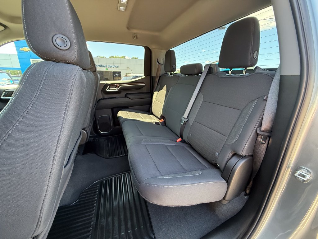 Certified 2024 Chevrolet Silverado 1500 LT AWD/4WD image 26