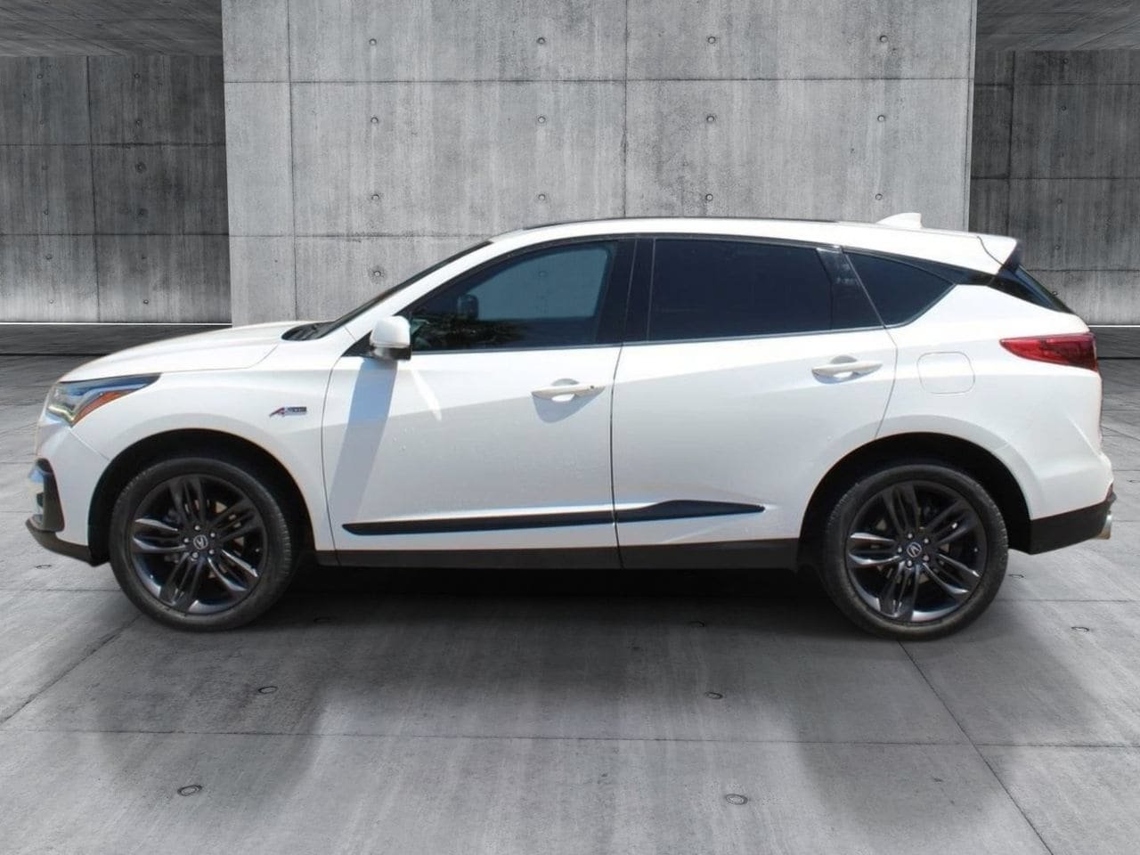 Used 2019 Acura RDX A-Spec FWD image 2