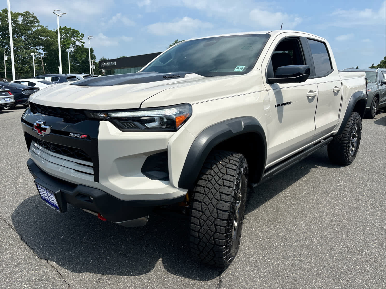 Certified 2026 Chevrolet Colorado ZR2 w/ Technology Package AWD/4WD image 6