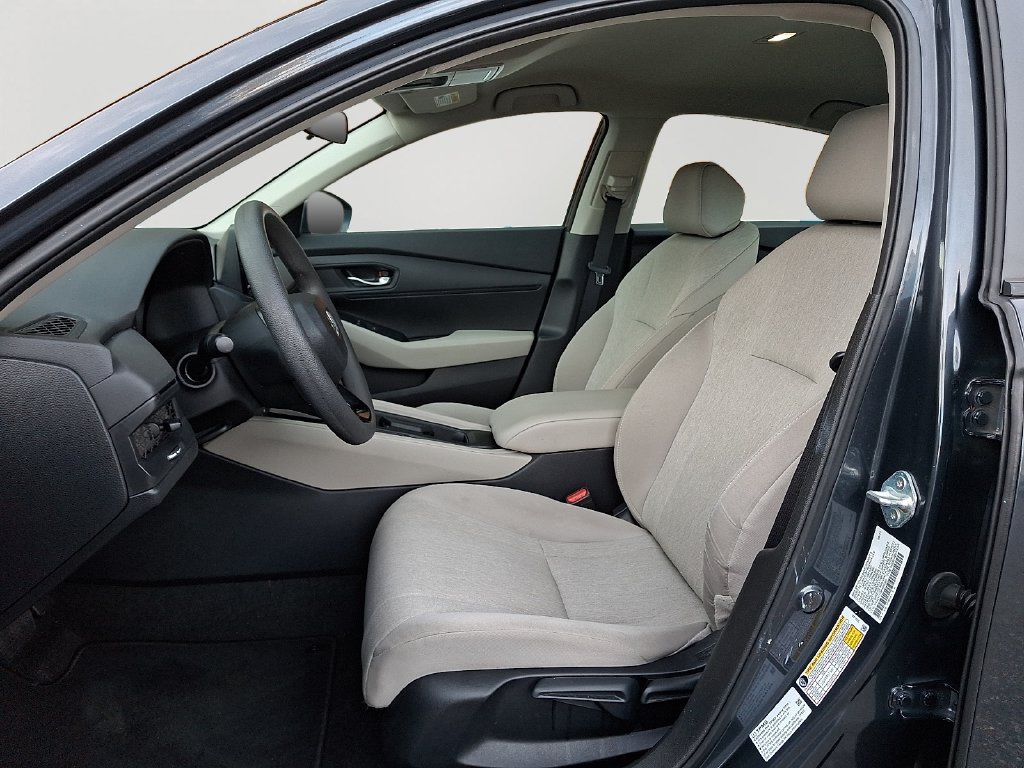 Used 2023 Honda Accord LX image 14