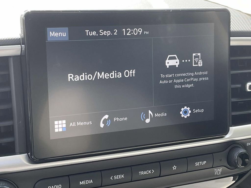 New 2025 Hyundai Venue SEL image 23