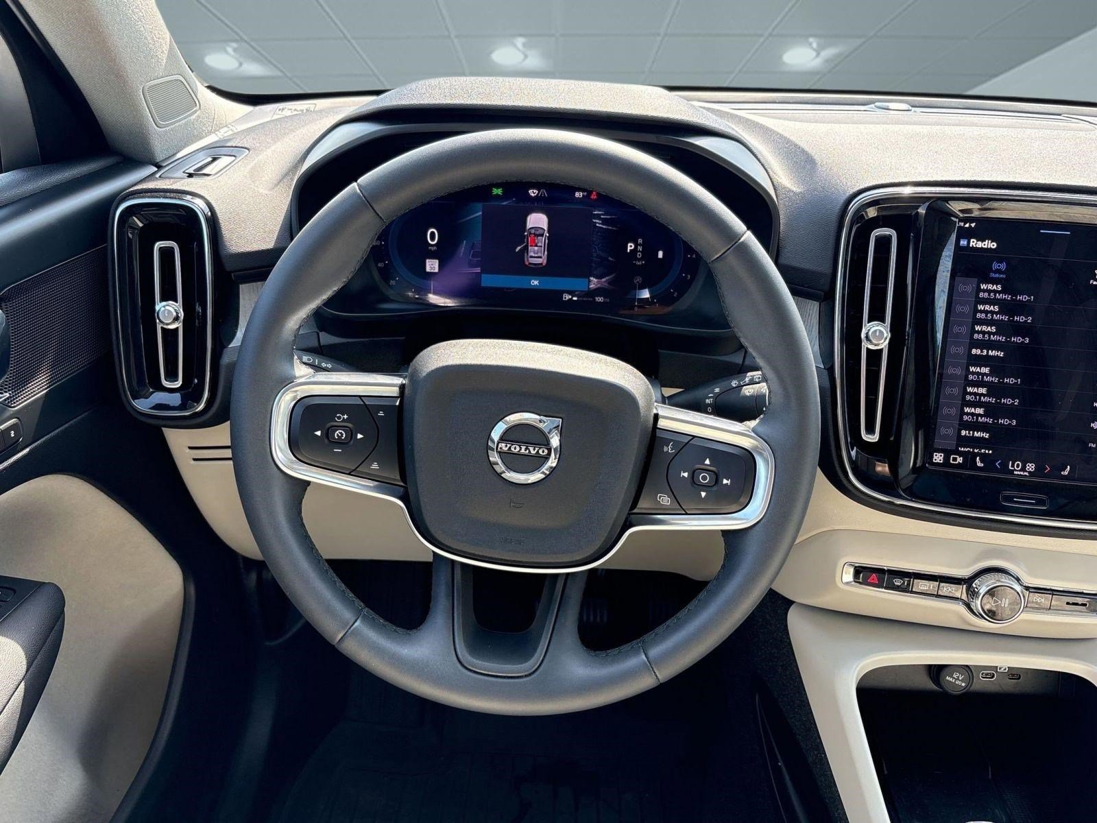 Certified 2024 Volvo XC40 B5 Plus w/ Protection Package Premier image 15