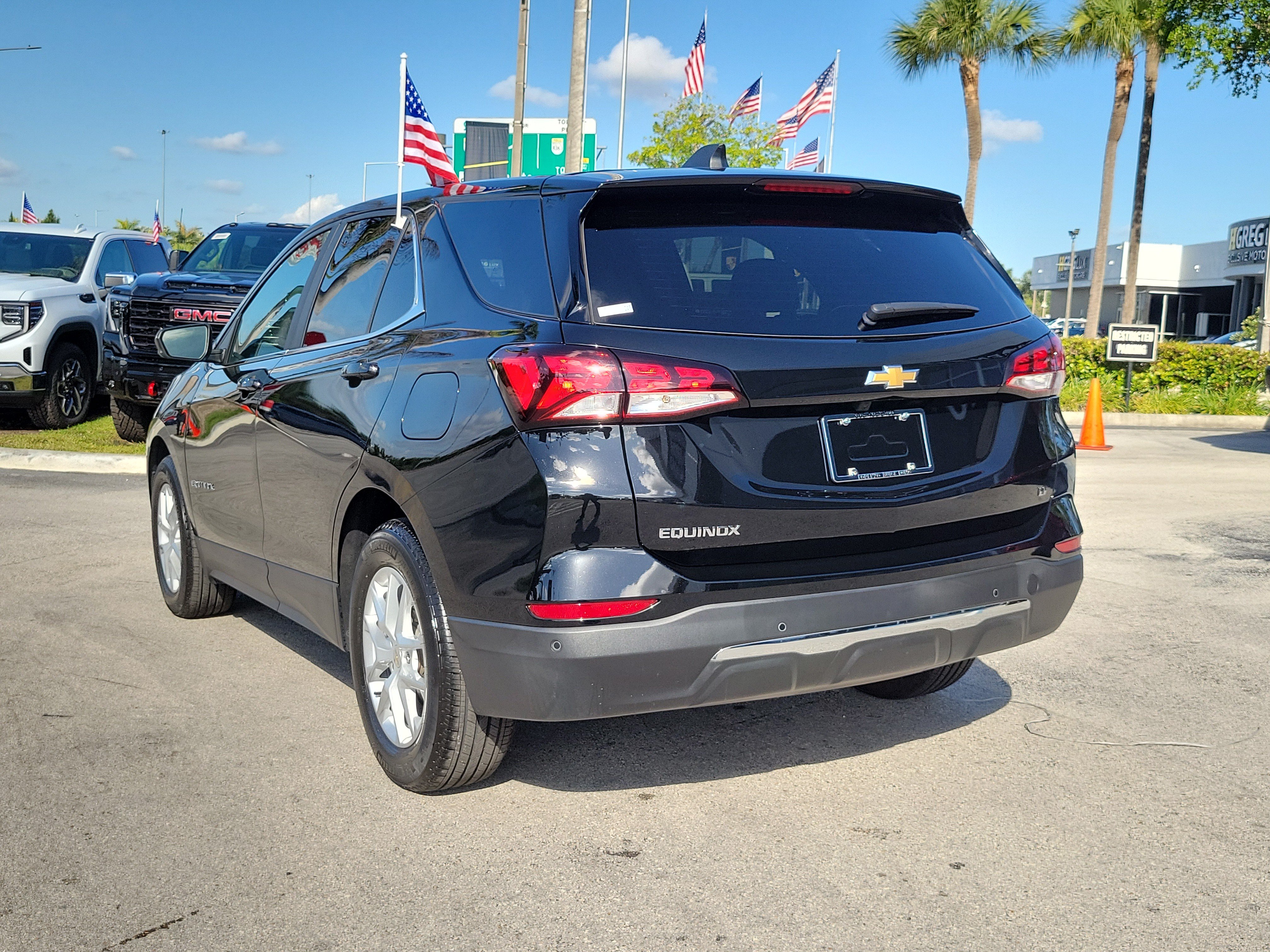 Used 2024 Chevrolet Equinox LT FWD image 7