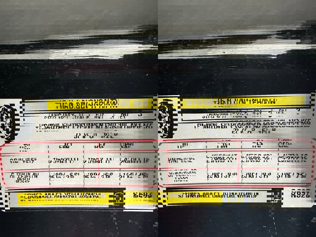 Used 2025 RAM 1500 Laramie image 12