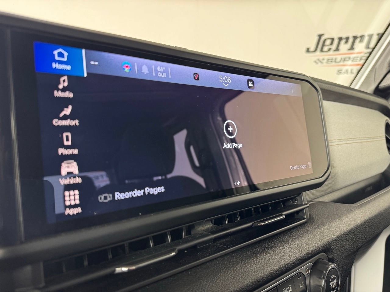 Used 2024 Jeep Gladiator Sport AWD/4WD image 19