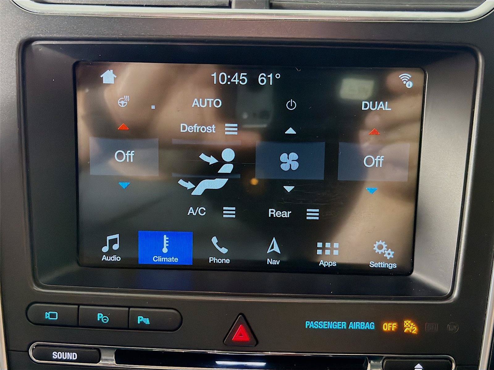 Used 2018 Ford Explorer Platinum AWD/4WD image 22