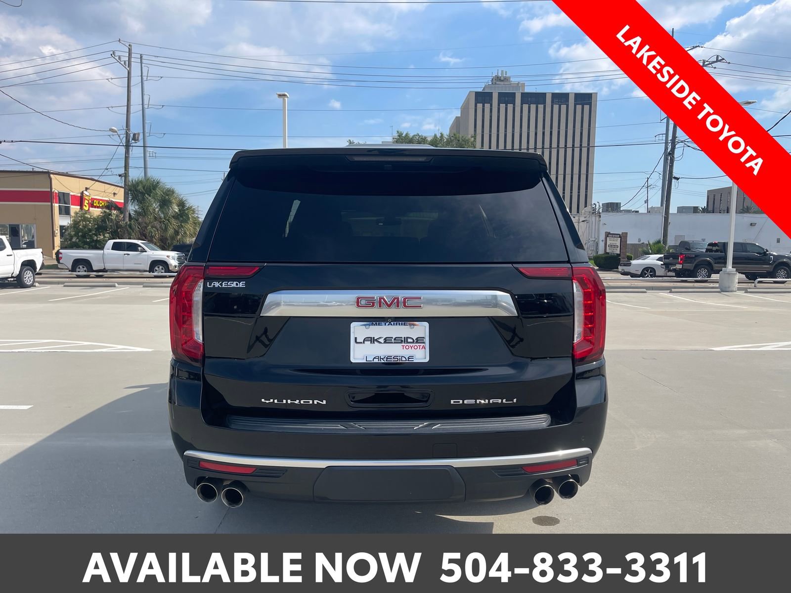Used 2022 GMC Yukon XL Denali RWD image 4