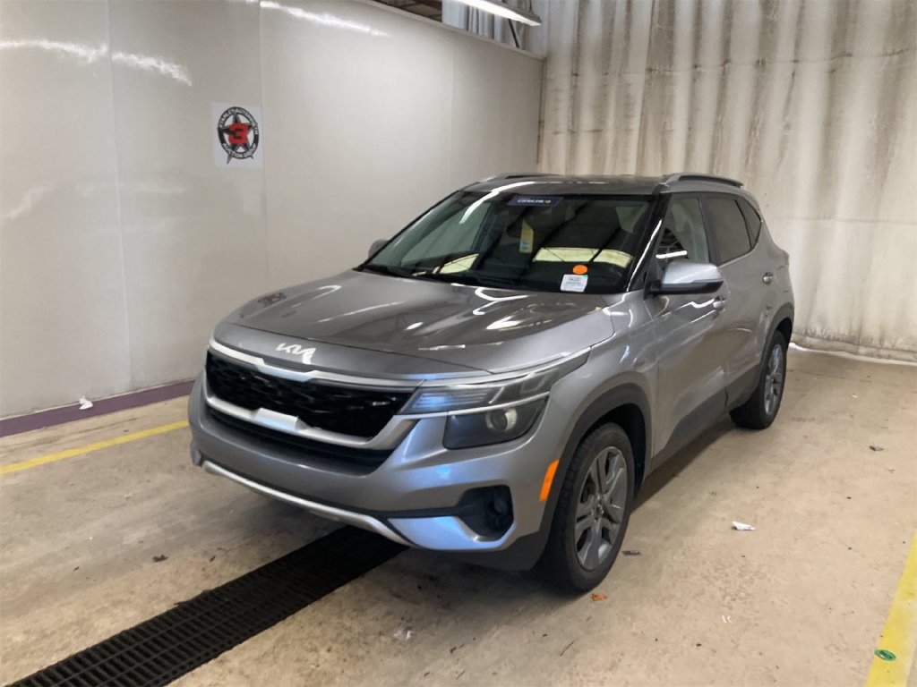 Used 2022 Kia Seltos S FWD image 1