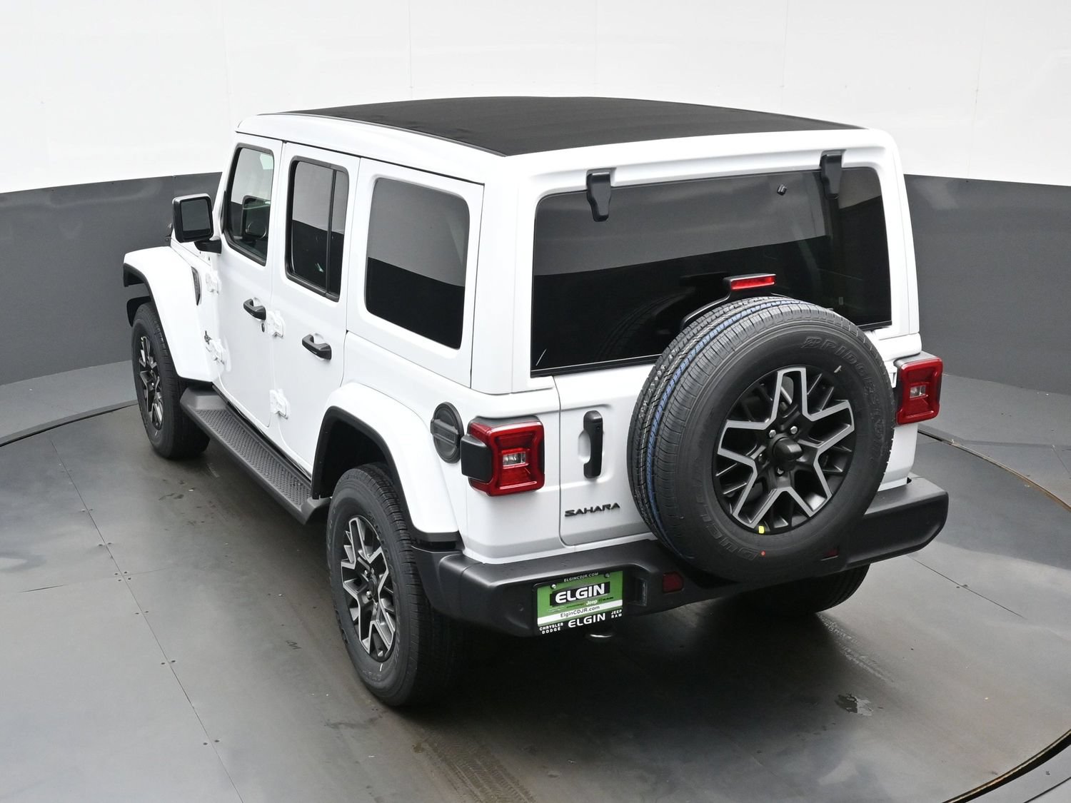 New 2027 Jeep Wrangler Unlimited Sahara AWD/4WD image 23