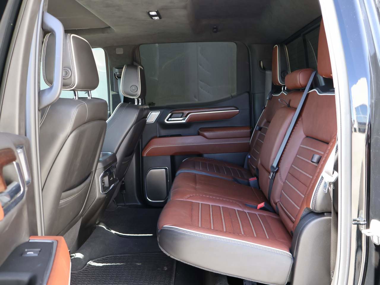 Used 2024 GMC Sierra 1500 Denali Ultimate AWD/4WD image 12