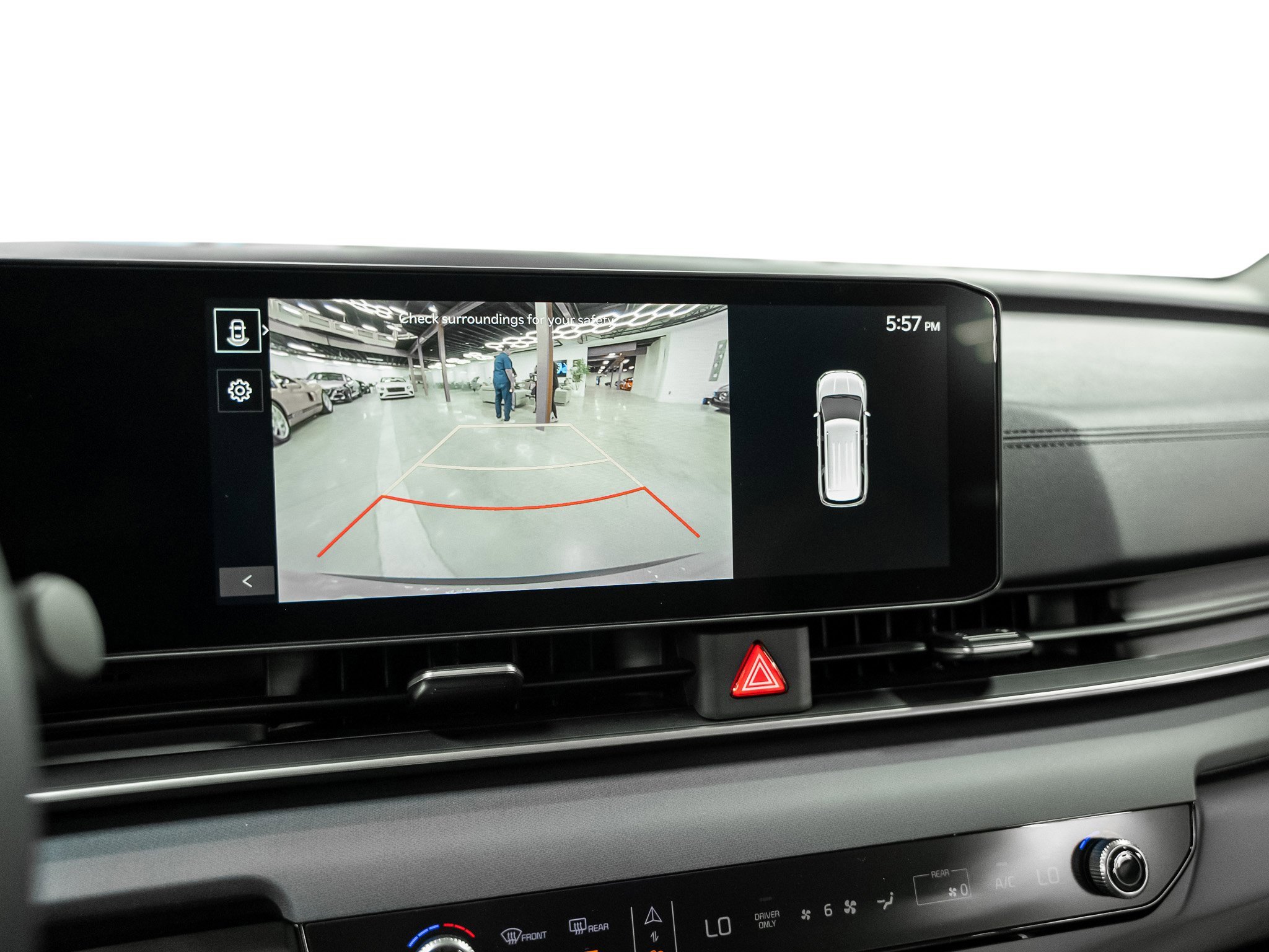 Used 2025 Kia Carnival EX image 51