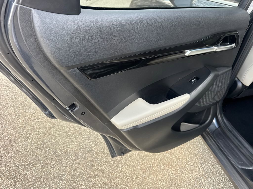 Used 2021 Kia Seltos SX w/ SX Sunroof Package image 21