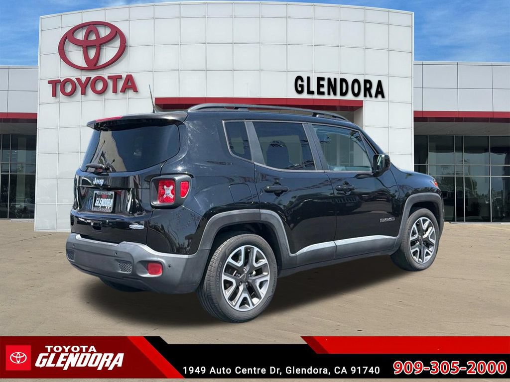 Used 2018 Jeep Renegade Latitude w/ UConnect 8.4 Nav Group FWD image 11