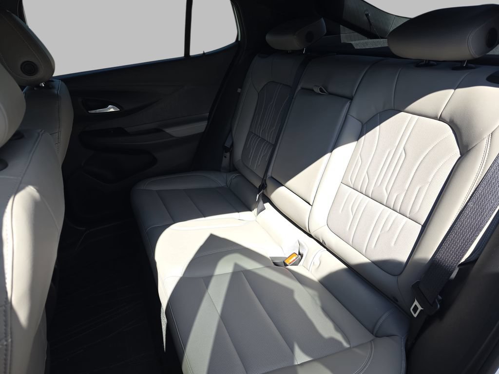Certified 2024 Buick Envista Avenir FWD image 15
