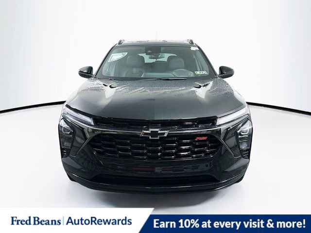 New 2025 Chevrolet Trax RS w/ Sunroof Package video 2