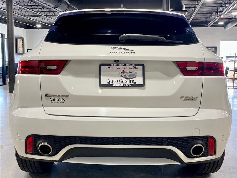 Used 2020 Jaguar E-PACE R-Dynamic S image 4