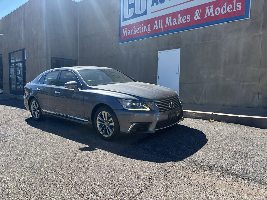 Used 2015 Lexus LS 460 AWD w/ Comfort Package image 9