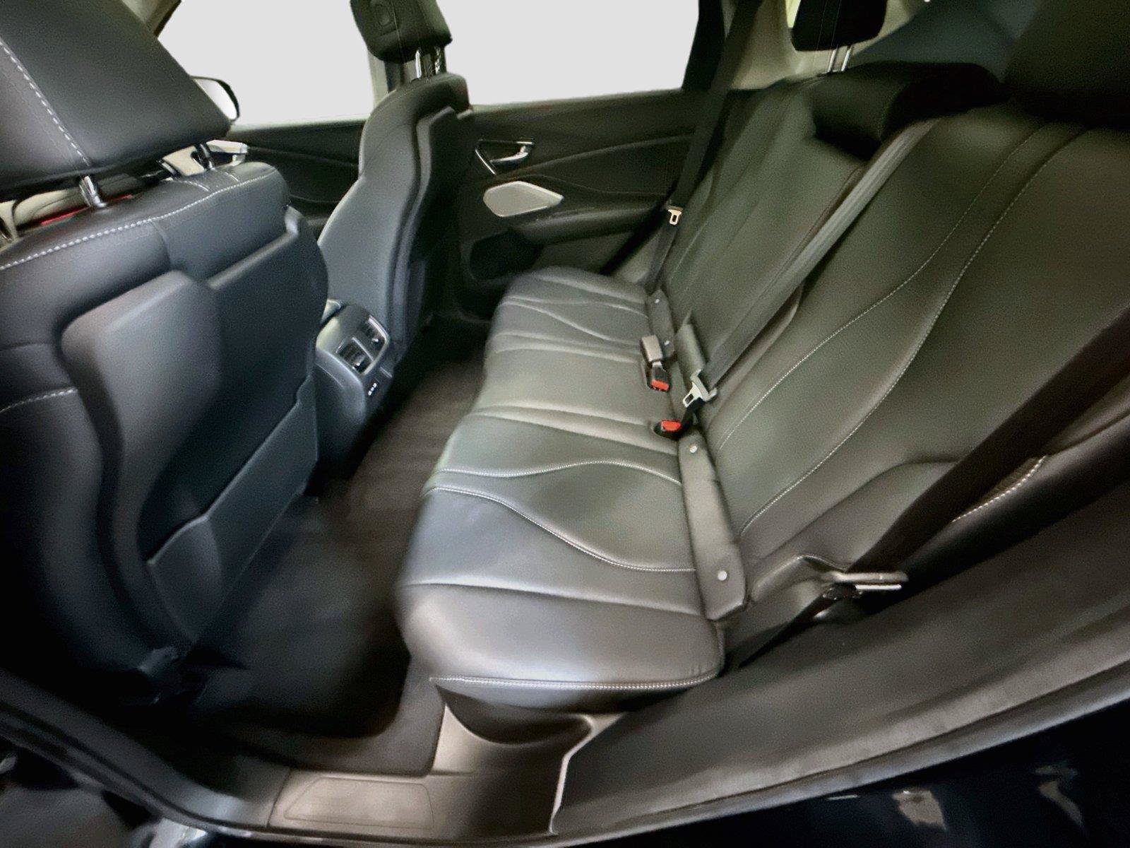 Used 2024 Acura RDX w/ Technology Package AWD/4WD image 25