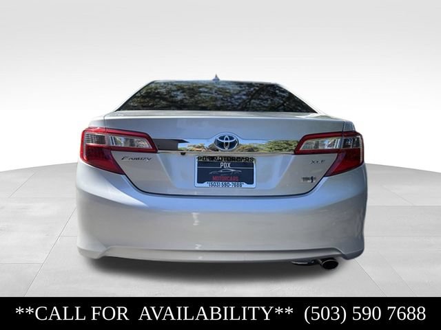 Used 2012 Toyota Camry XLE w/ Leather Pkg FWD image 4