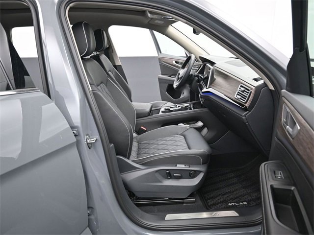New 2026 Volkswagen Atlas SEL Premium R-Line image 14