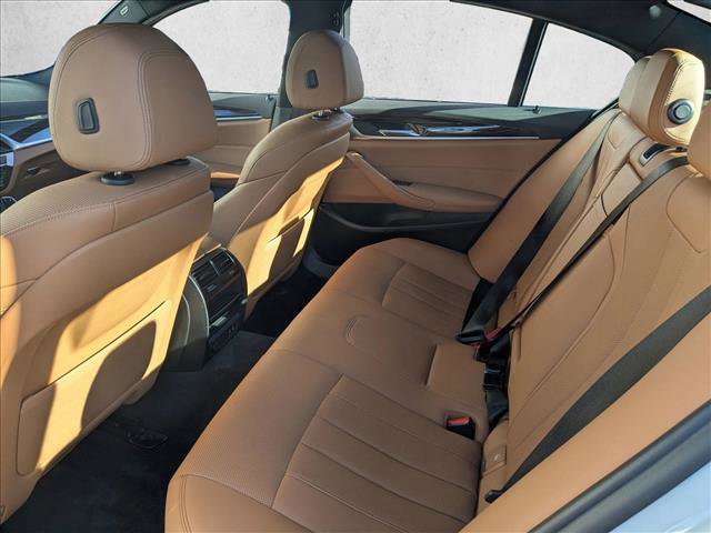 Used 2022 BMW 530i xDrive w/ Convenience Package image 18