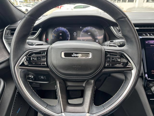 Used 2022 Jeep Grand Cherokee L Overland w/ Luxury Tech Group IV AWD/4WD image 37
