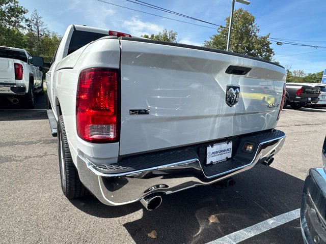 Used 2017 RAM 1500 Classic SLT w/ SLT Plus D←cor Group AWD/4WD image 14