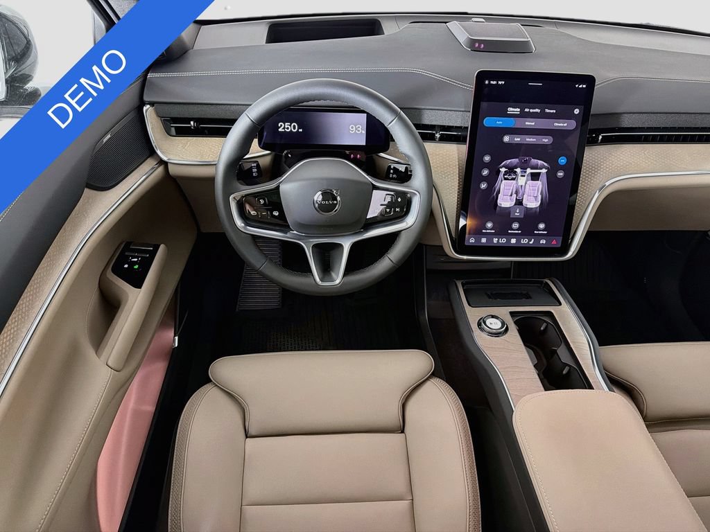Used 2026 Volvo EX90 Plus RWD image 23