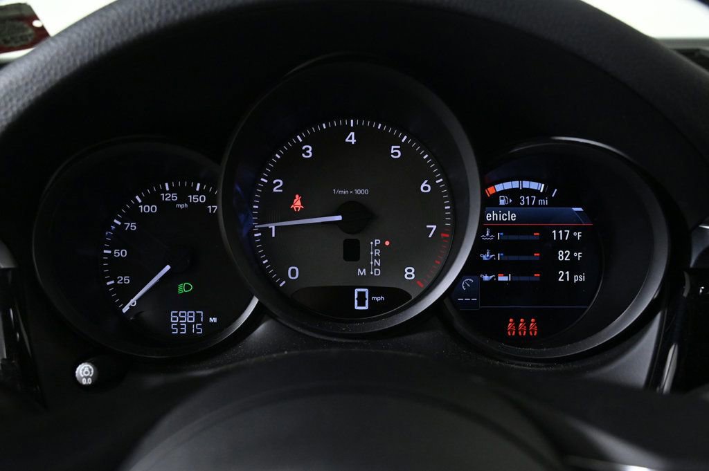 Certified 2022 Porsche Macan S image 15