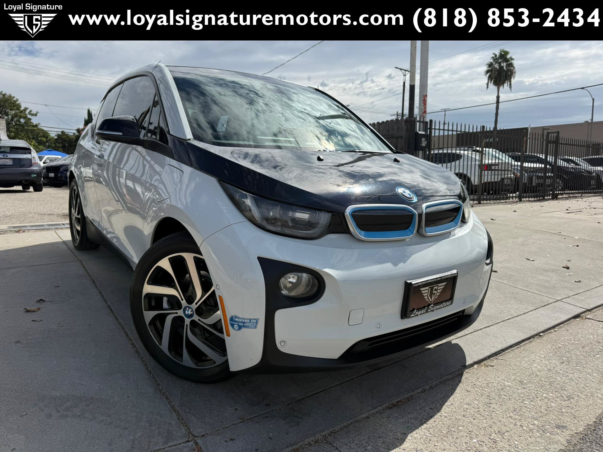 Used 2017 BMW i3 w/ Range Extender RWD image 1