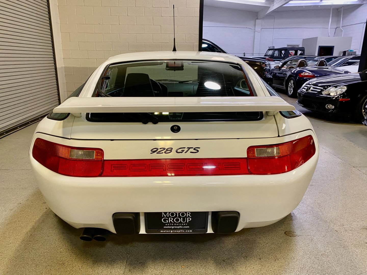 Used 1994 Porsche 928 GTS RWD image 20