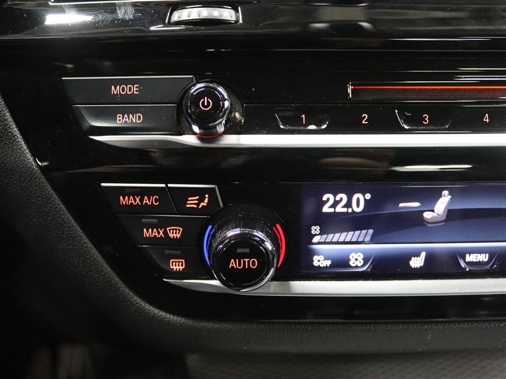 Used 2018 BMW 530i xDrive image 31