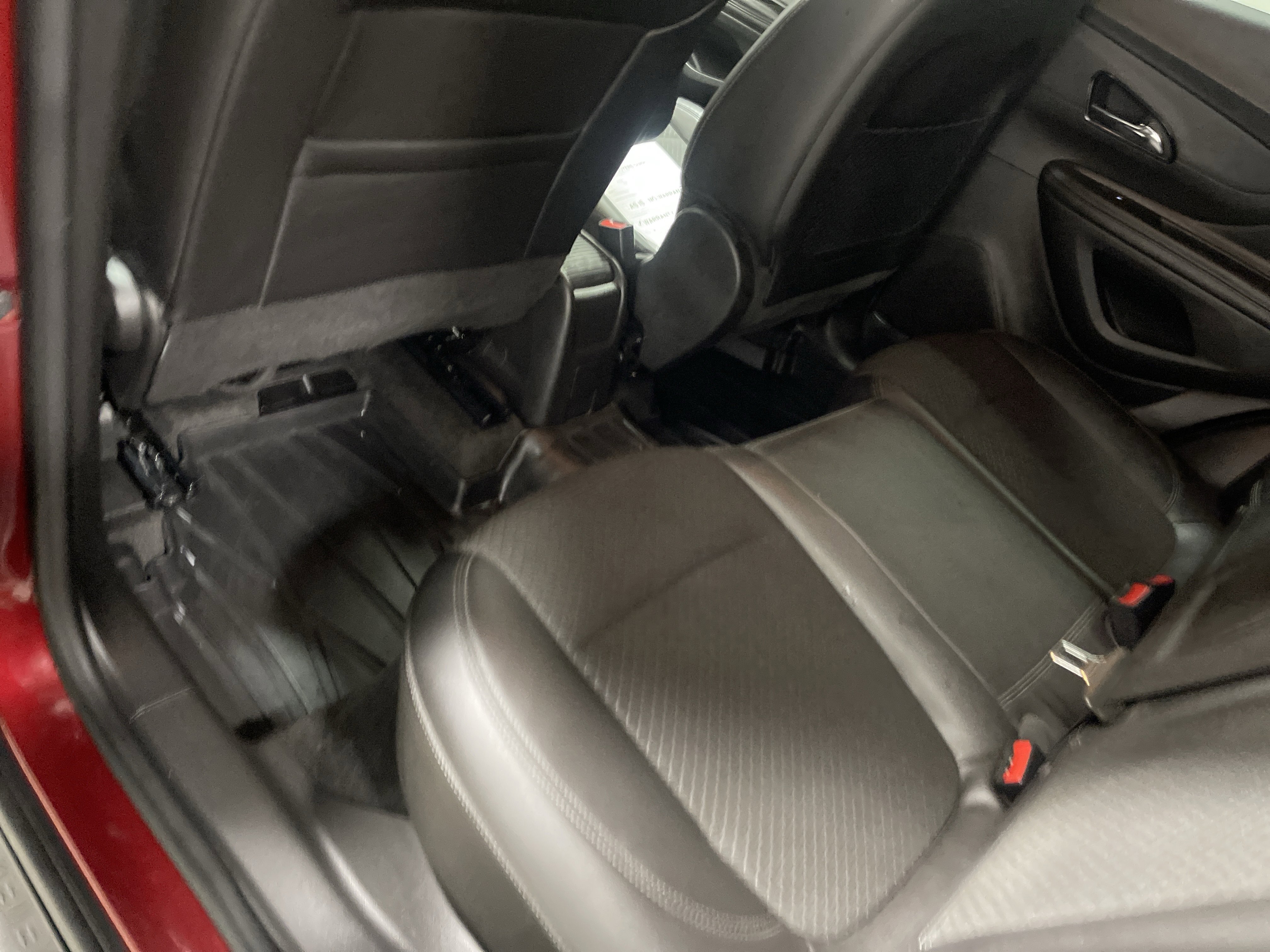 Used 2021 Buick Encore Preferred AWD/4WD image 17