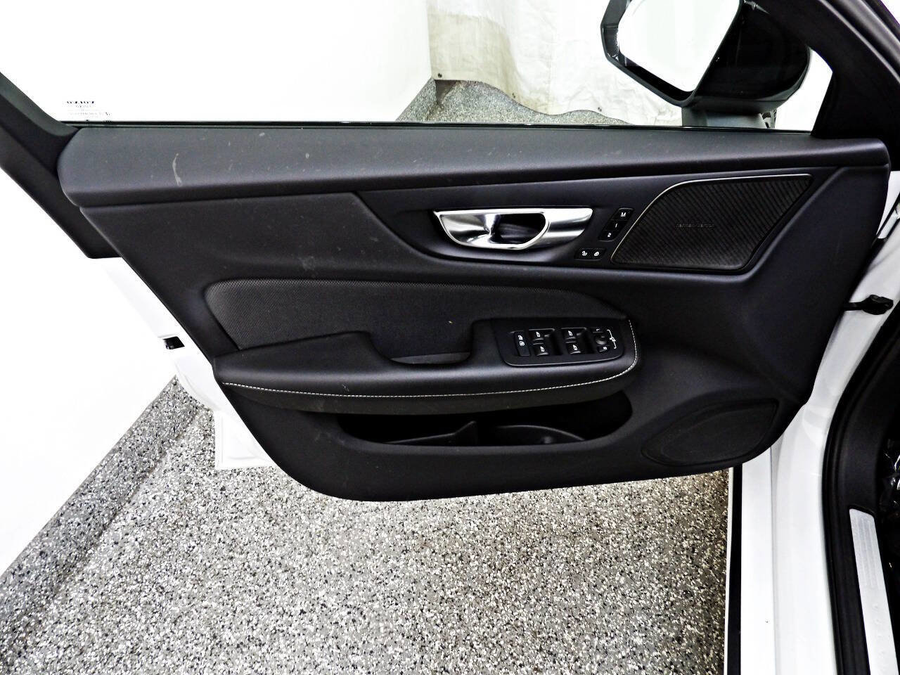 Used 2024 Volvo S60 B5 Plus image 7