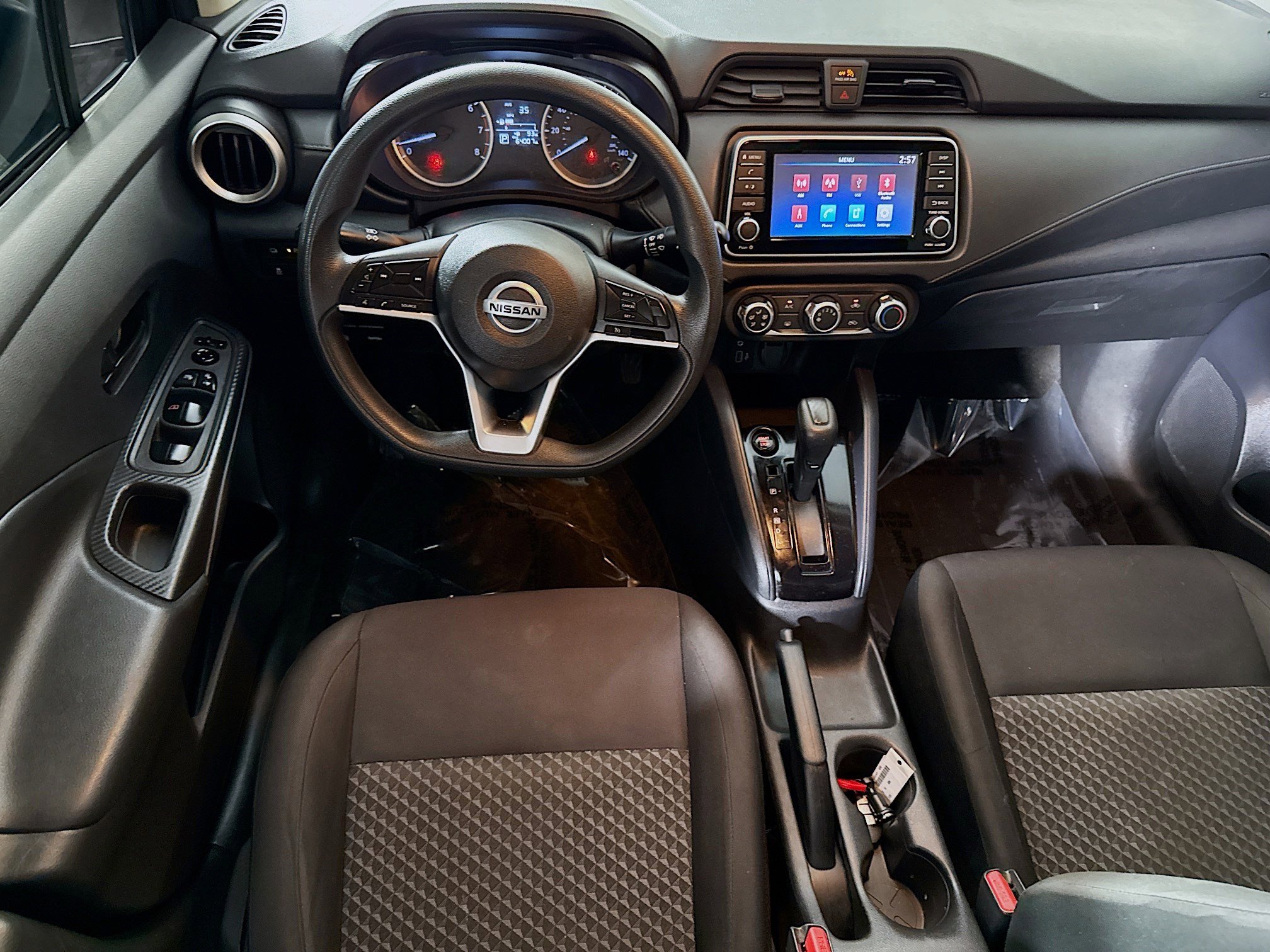 Used 2021 Nissan Versa S FWD image 17
