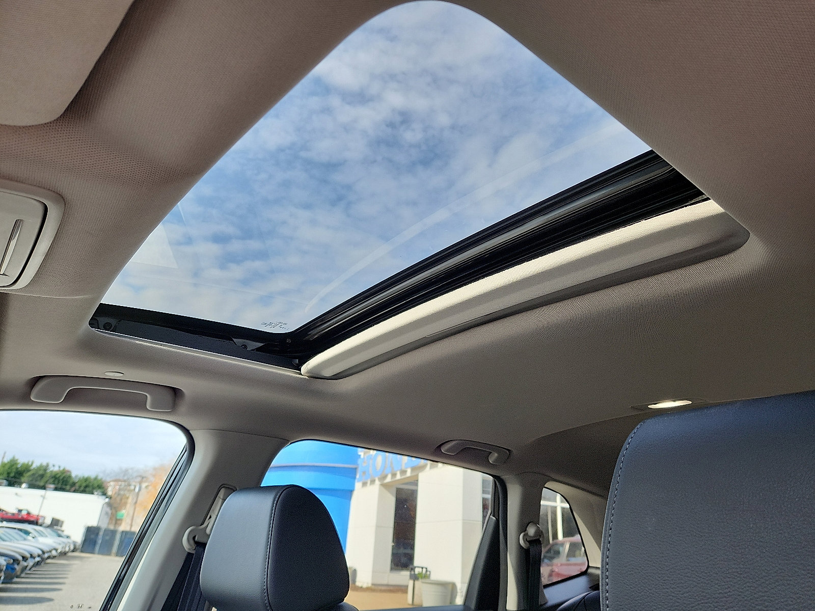 Used 2024 Honda CR-V EX-L image 14