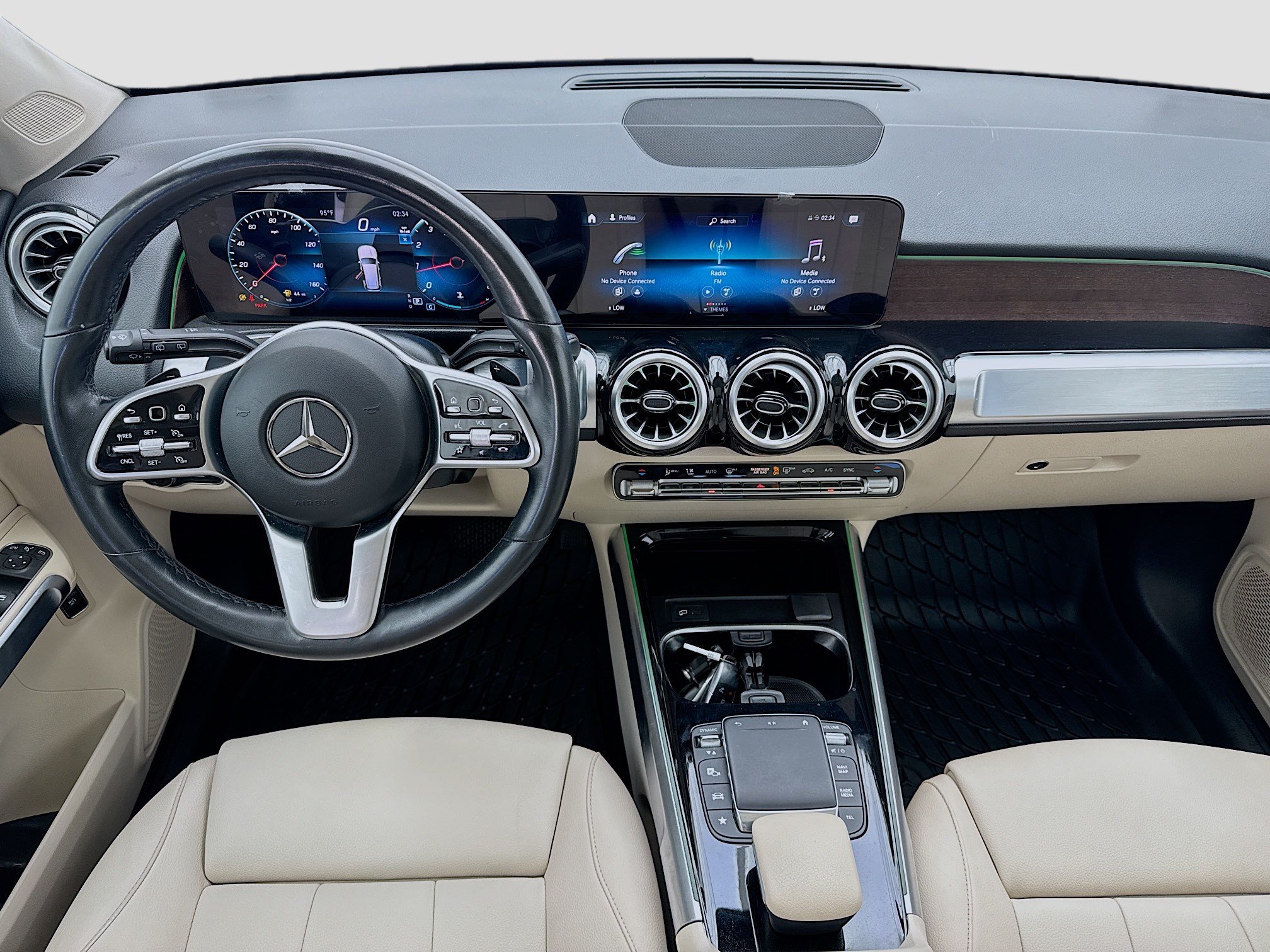 Used 2023 Mercedes-Benz GLB 250 image 15