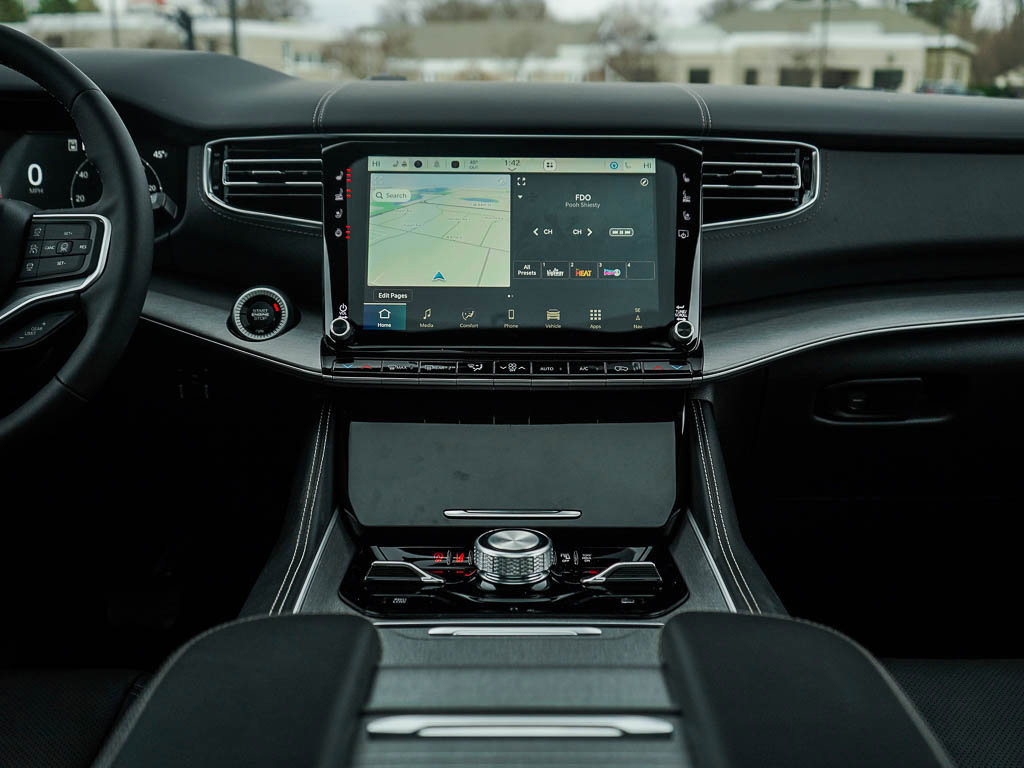 New 2026 Jeep Grand Wagoneer L Limited AWD/4WD image 17