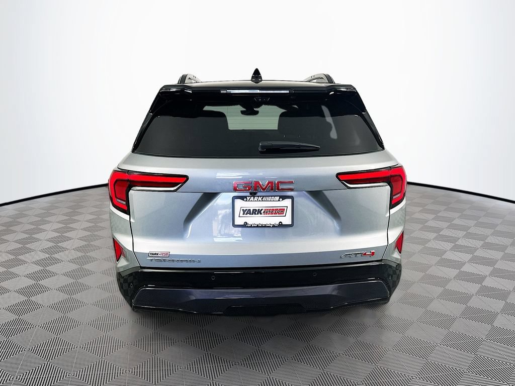 Used 2026 GMC Terrain AT4 w/ Convenience Package III AWD/4WD image 9