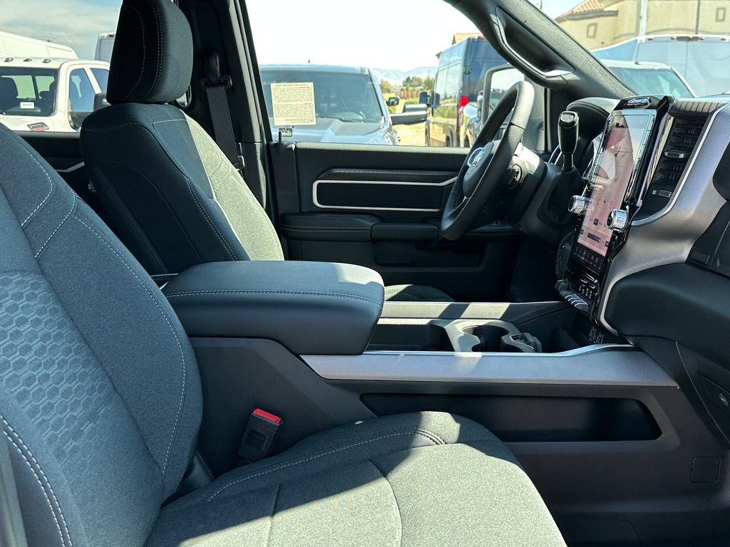 New 2026 RAM 2500 Big Horn AWD/4WD image 14