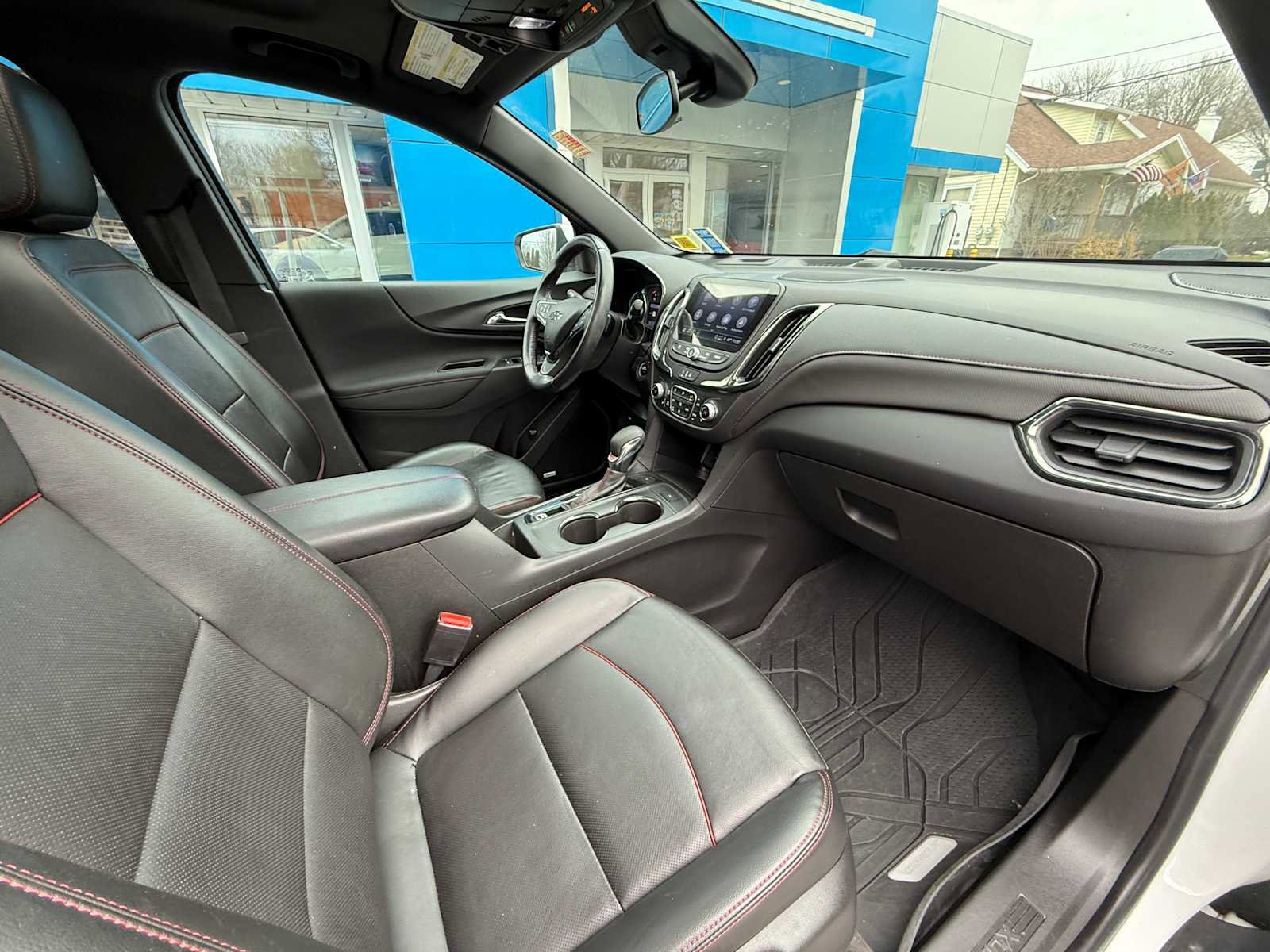 Used 2022 Chevrolet Equinox RS w/ RS Leather Package image 41