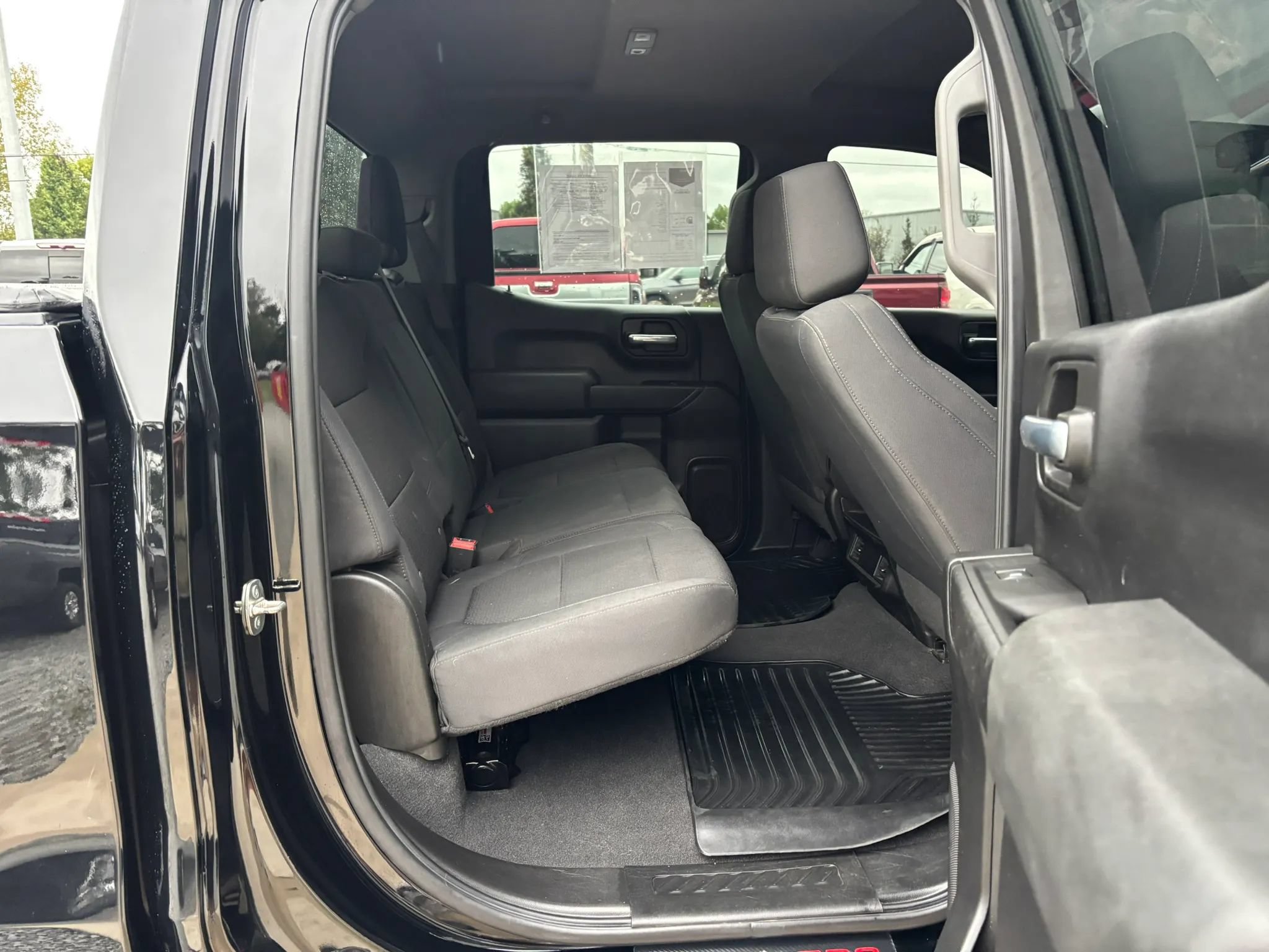 Used 2020 Chevrolet Silverado 1500 Custom Trail Boss w/ Custom Convenience Package AWD/4WD image 16