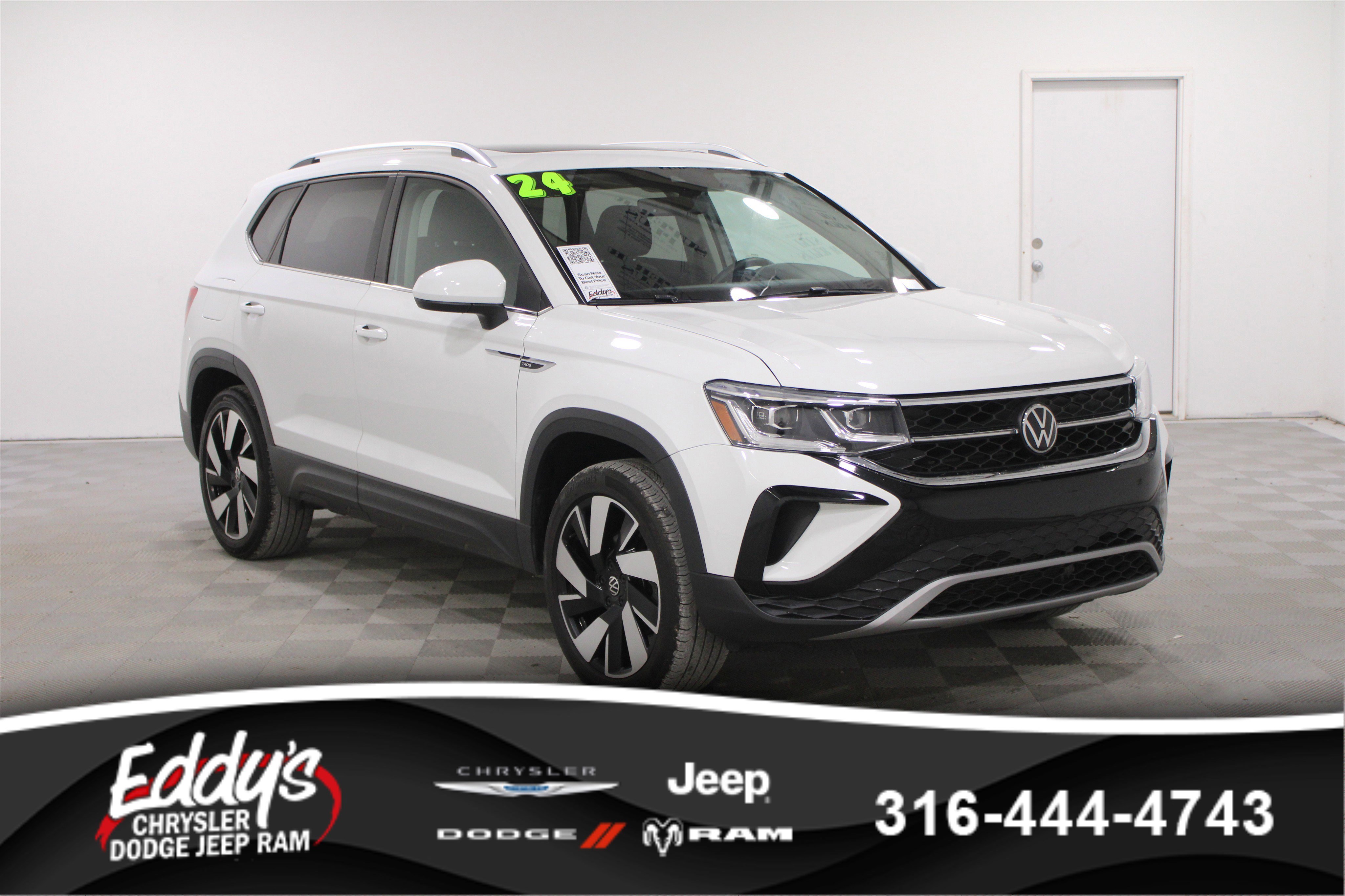 Used 2024 Volkswagen Taos SEL image 1