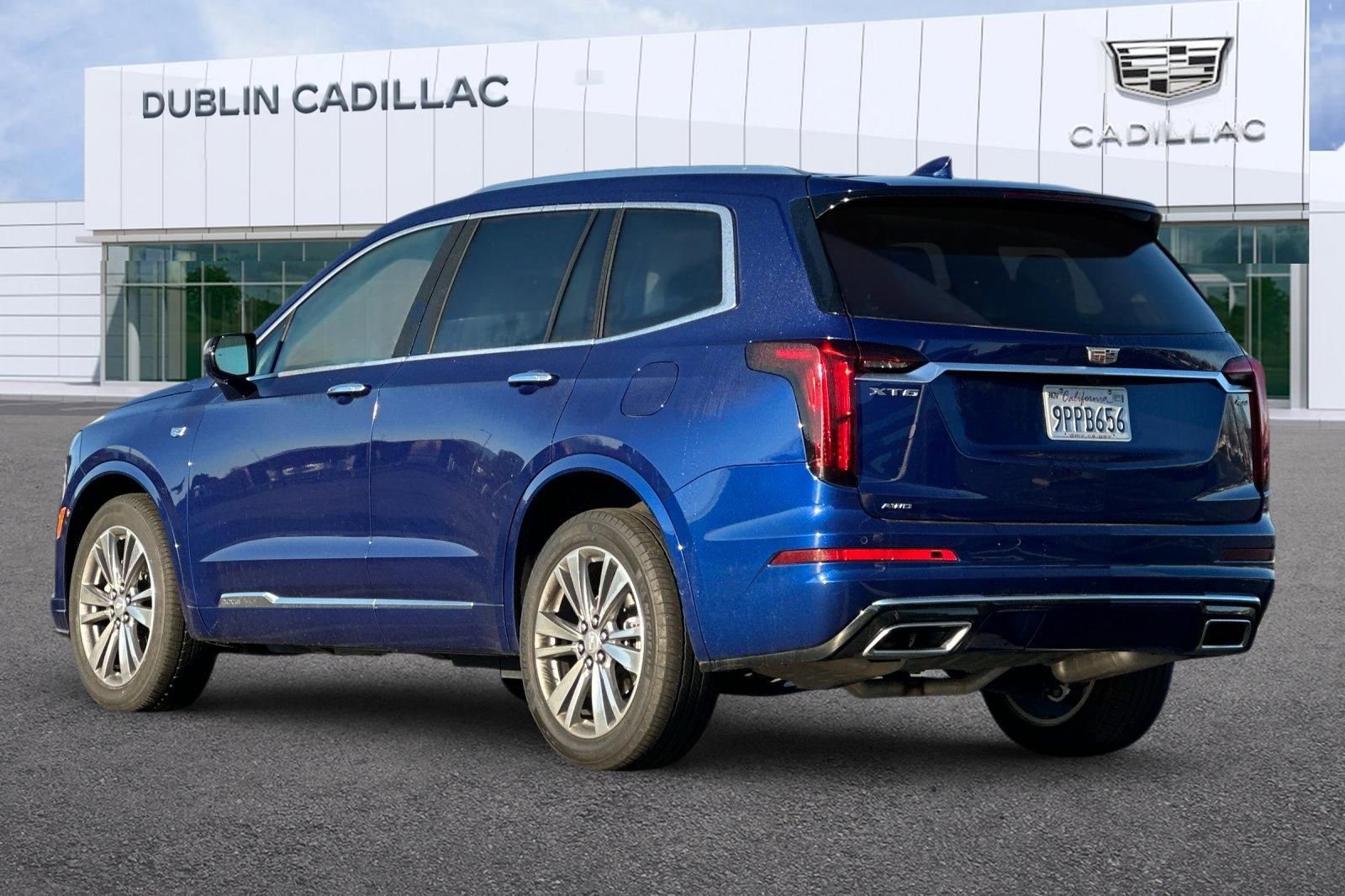 Certified 2025 Cadillac XT6 Premium Luxury image 6