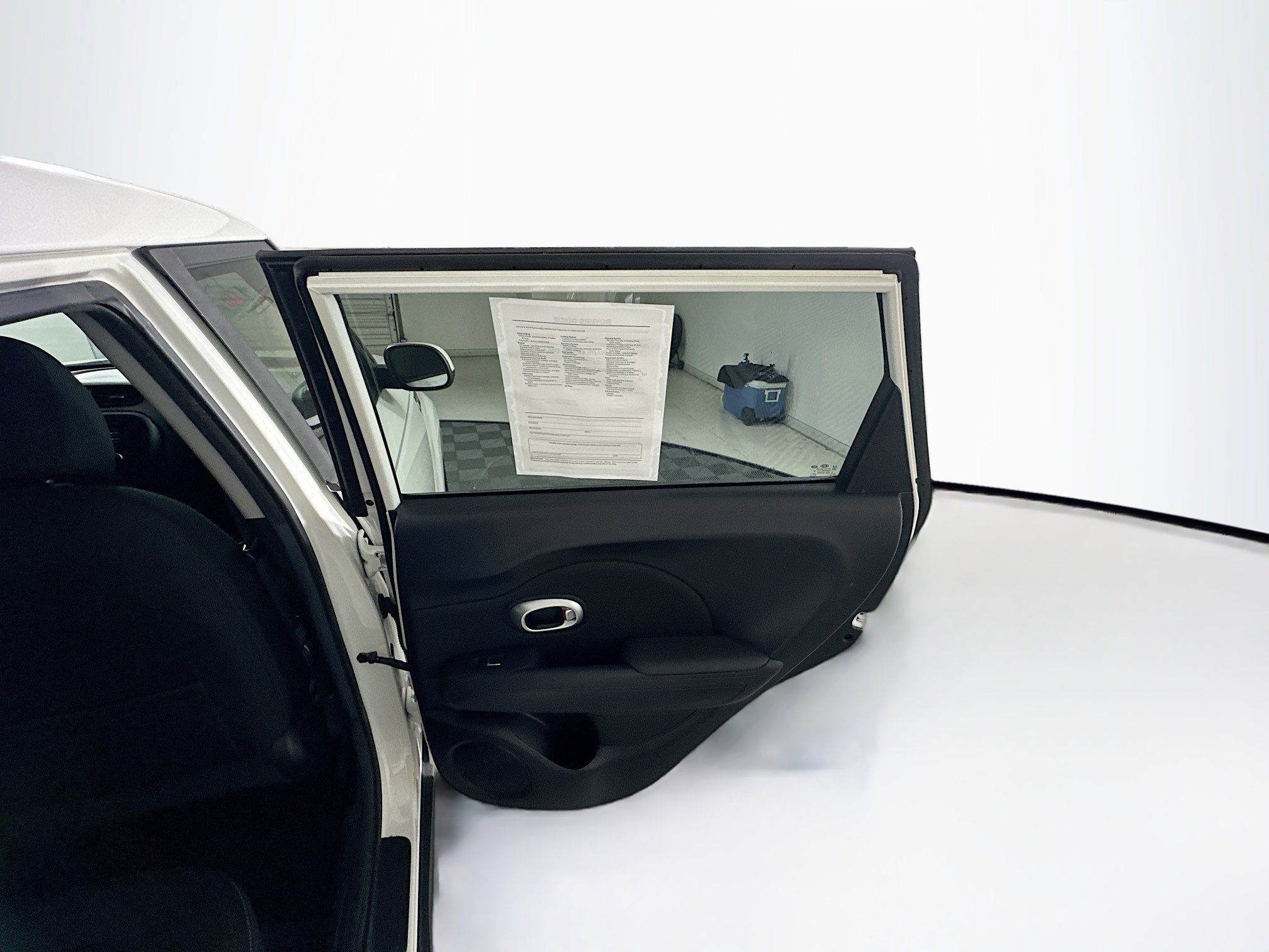 Used 2017 Kia Soul + image 28