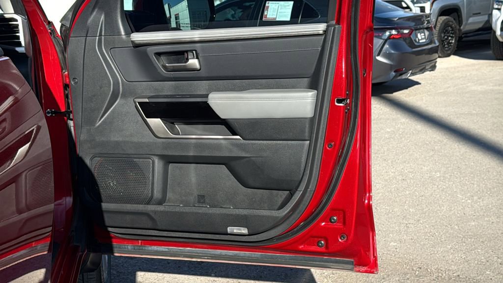 Used 2024 Toyota Tundra Limited image 28