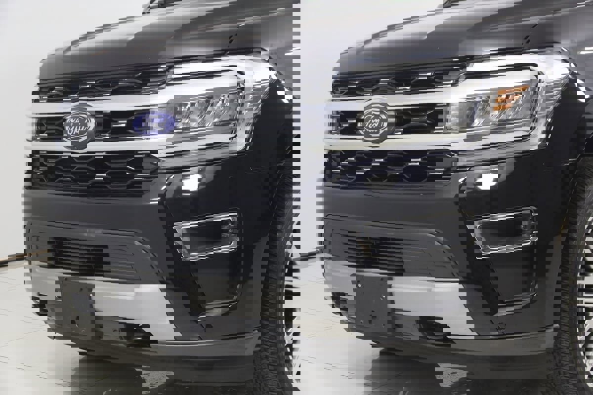 Used 2022 Ford Expedition Limited image 54