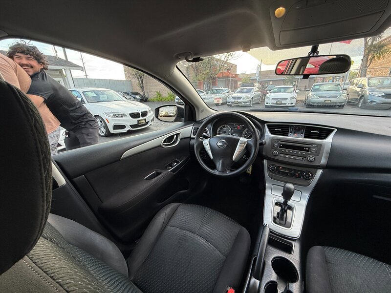 Used 2013 Nissan Sentra SR FWD image 16